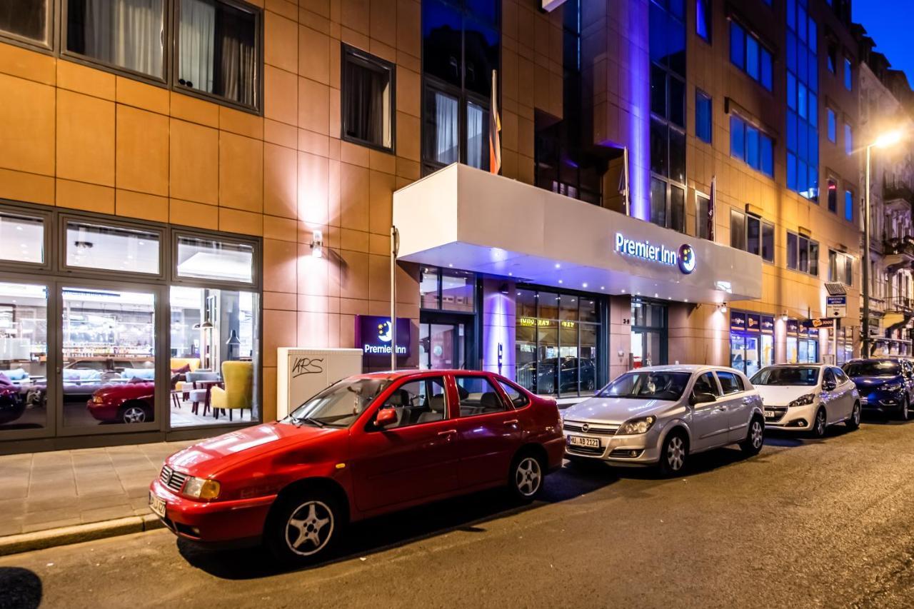 Premier Inn Frankfurt City Centre Frankfurt am Main Exteriör bild